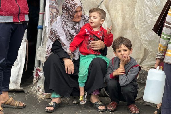 Children of Gaza Tell Their Stories We Play with Those Who Remained Alive 9